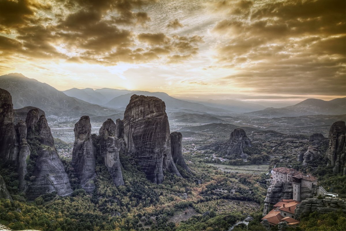 3 +1 λόγοι για να επισκεφτείς τα&nbsp;μετέωρα